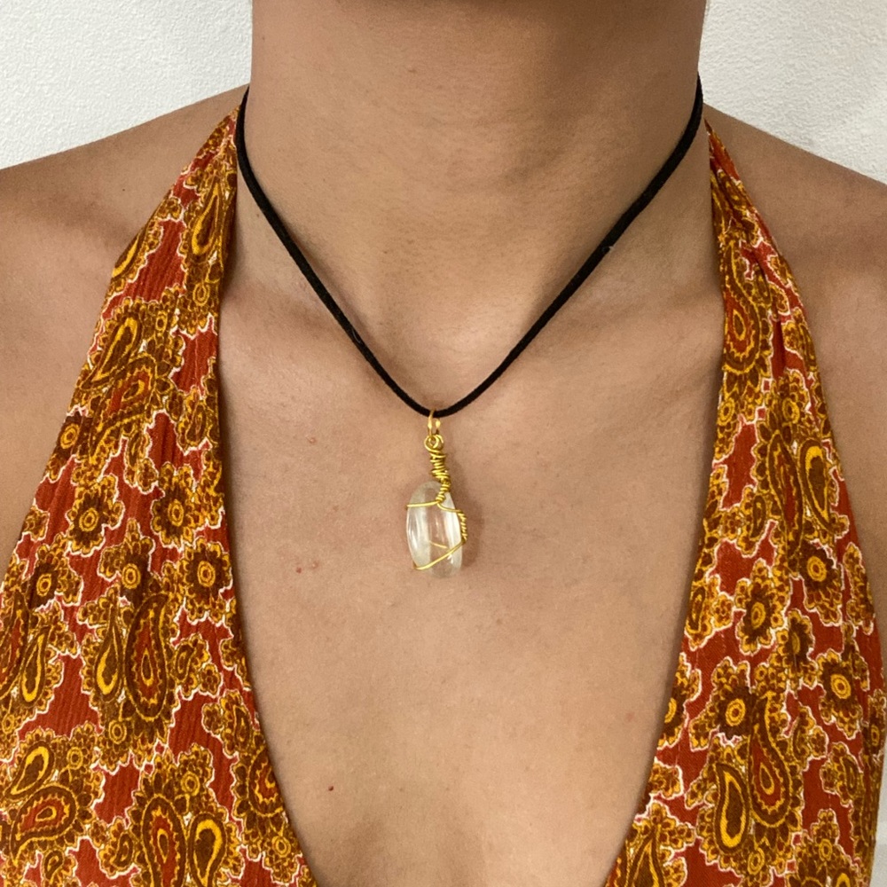 Choker with Crystal pendant and gold wire